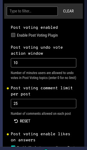 Esta imagem mostra um menu de configurações para um Plugin de Votação de Posts, com opções para habilitar votação, definir o limite de tempo para desfazer voto, limitar comentários por post e habilitar curtidas em respostas. (Legenda por IA)