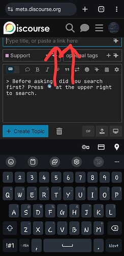 La imagen muestra una captura de pantalla de la aplicación Discord en un sistema Windows, resaltando la opción de etiquetar palabras en un mensaje usando un paréntesis abierto en la parte superior del área de entrada del chat. (Subtitulado por IA)