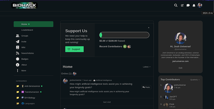 La imagen muestra una sección del sitio web de Biohack con un objetivo de recaudación de fondos de $100.00 recaudado por 5 contribuyentes, y una publicación comunitaria preguntando cómo la inteligencia artificial puede ayudar a lograr objetivos de longevidad. (Subtitulado por IA)