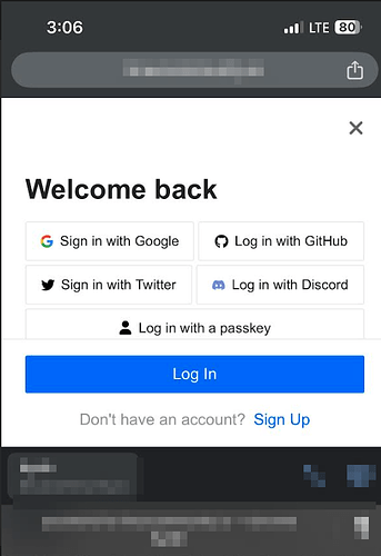 图像显示了一个移动应用登录屏幕，提供各种登录选项，包括 Google、GitHub、Twitter、Discord 和 passkey，以及一个“登录”按钮和一个“注册”链接。（由 AI 标注）