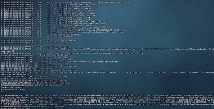 A imagem mostra um arquivo de log contendo comandos, logs de status, atualizações de banco de dados e configurações em um sistema semelhante ao Unix com carimbos de data/hora e identificadores de sistema. (Legenda da IA)