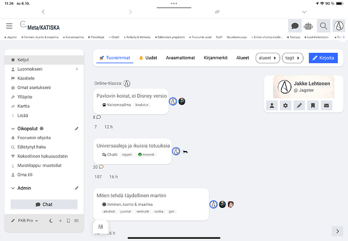 This is a screenshot of a chat window, possibly from a messaging app, with a conversation in the Czech language.  (Captioned by AI)