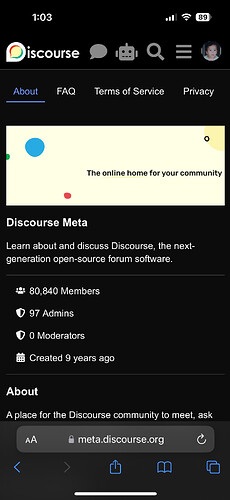 La imagen muestra una pantalla de computadora con una aplicación de Discourse Meta abierta, mostrando un mensaje sobre el hogar en línea de la comunidad de Discourse. (Subtitulado por IA)