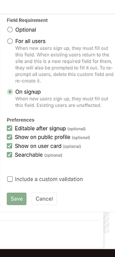 Esta imagem mostra uma interface de configurações para um campo de registro personalizado em um site, detalhando como o campo é obrigatório para novos usuários no momento do cadastro, opções para sua visibilidade em perfis e cartões, e sua capacidade de busca. (Legenda por IA)