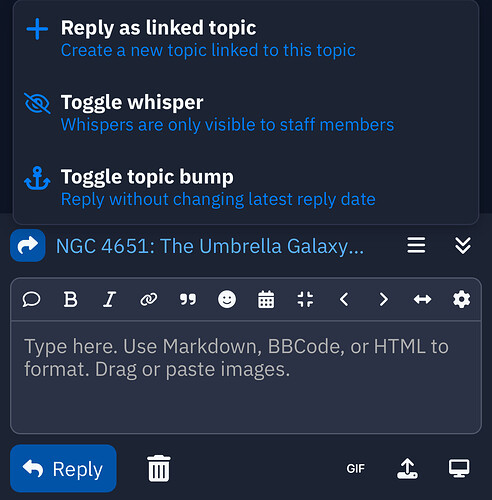 Cette capture d'écran affiche une interface utilisateur pour un forum ou une plateforme de messagerie, montrant les options de réponse, de mise en forme du texte et d'activation/désactivation de fonctionnalités telles que le murmure et le "topic bumping", ainsi qu'un titre de publication sur la galaxie du parapluie. (Légendé par l'IA)