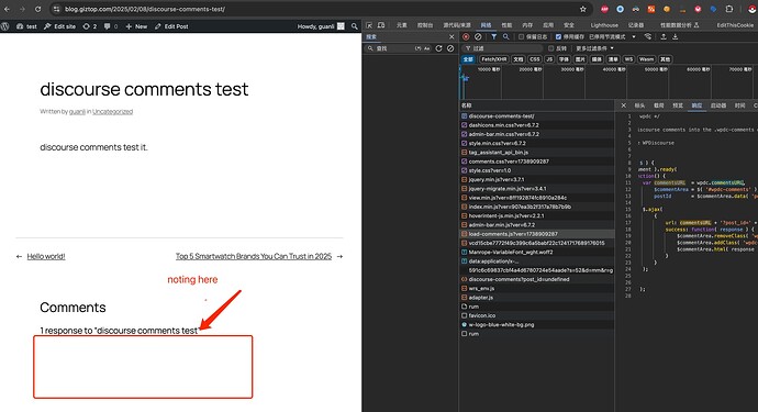 Esta imagen muestra una vista de pantalla dividida con una página web en proceso de prueba y la parte de edición de código de LightCode a la derecha, con una flecha roja resaltando una sección de "Comentarios". (Subtitulado por IA)