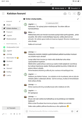 The image shows a Finnish forums discussion thread titled Katiskanko päästaytymässä, where members share their experiences and joys related to an incident. (Captioned by AI)