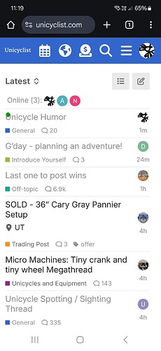 A interface de um aplicativo móvel para Unicycle List, apresentando vários tópicos e postagens relacionadas a monociclos, bem como uma seção focada em SEO para maximizar o conteúdo para quadros de empregos. (Legenda por IA)