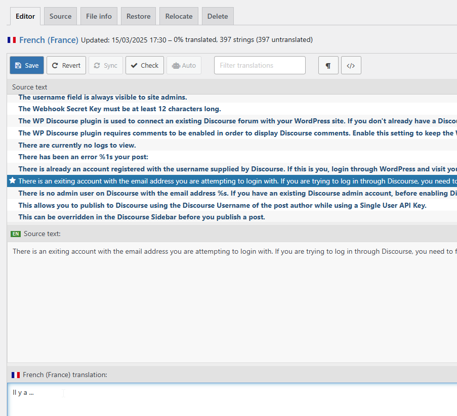 L'immagine mostra un'interfaccia di traduzione in uno strumento di sviluppo web, con testo sorgente in inglese relativo alle impostazioni di Discourse e WordPress parzialmente visibile. (Sottotitolato dall'IA)