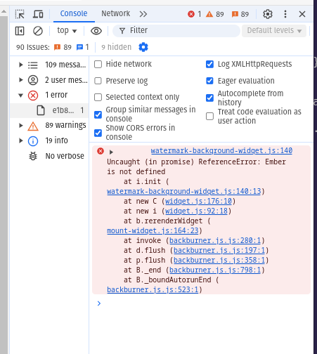 Esta es una captura de pantalla de un error en un programa de computadora, específicamente un registro de problemas con las solicitudes XML HTTP. (Subtitulado por IA)