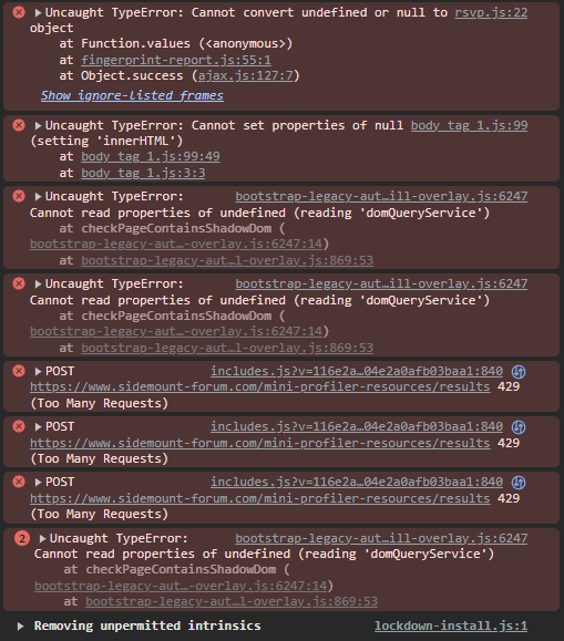 La imagen muestra un registro de consola con varios mensajes de error relacionados con problemas de scripting y obtención en las Herramientas de desarrollador de Chrome, como Uncaught TypeError, errores de No se puede encontrar la página, así como un ejemplo de un script que se está ejecutando y algunos recursos y restricciones administrados. (Subtitulado por IA)